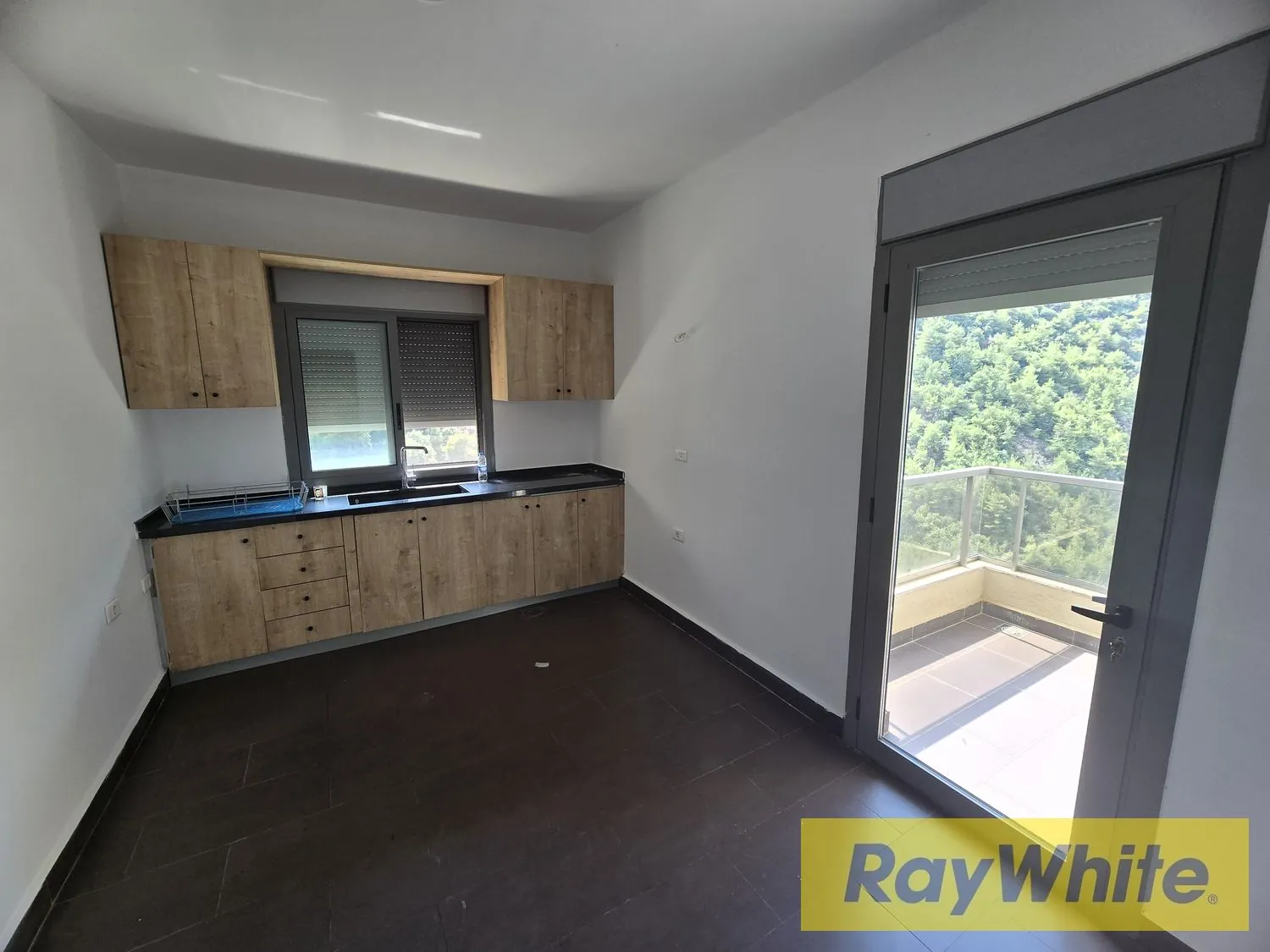 Brand-new Apartment For Sale In Zikrit | Mountain View — الصورة 5