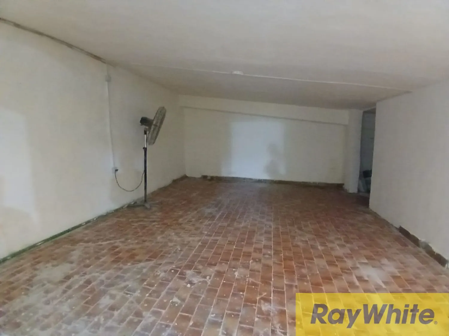 Warehouse For Sale In Al Zarif — الصورة 3