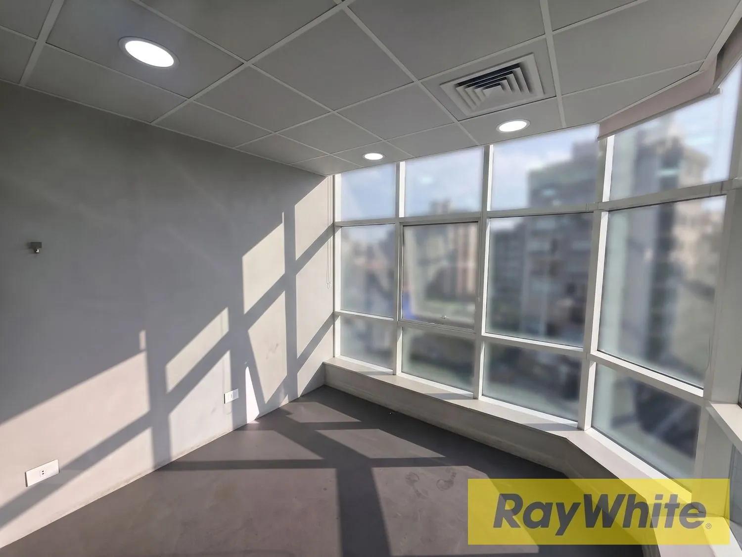 Office For Rent In Jdeideh – Prime Location