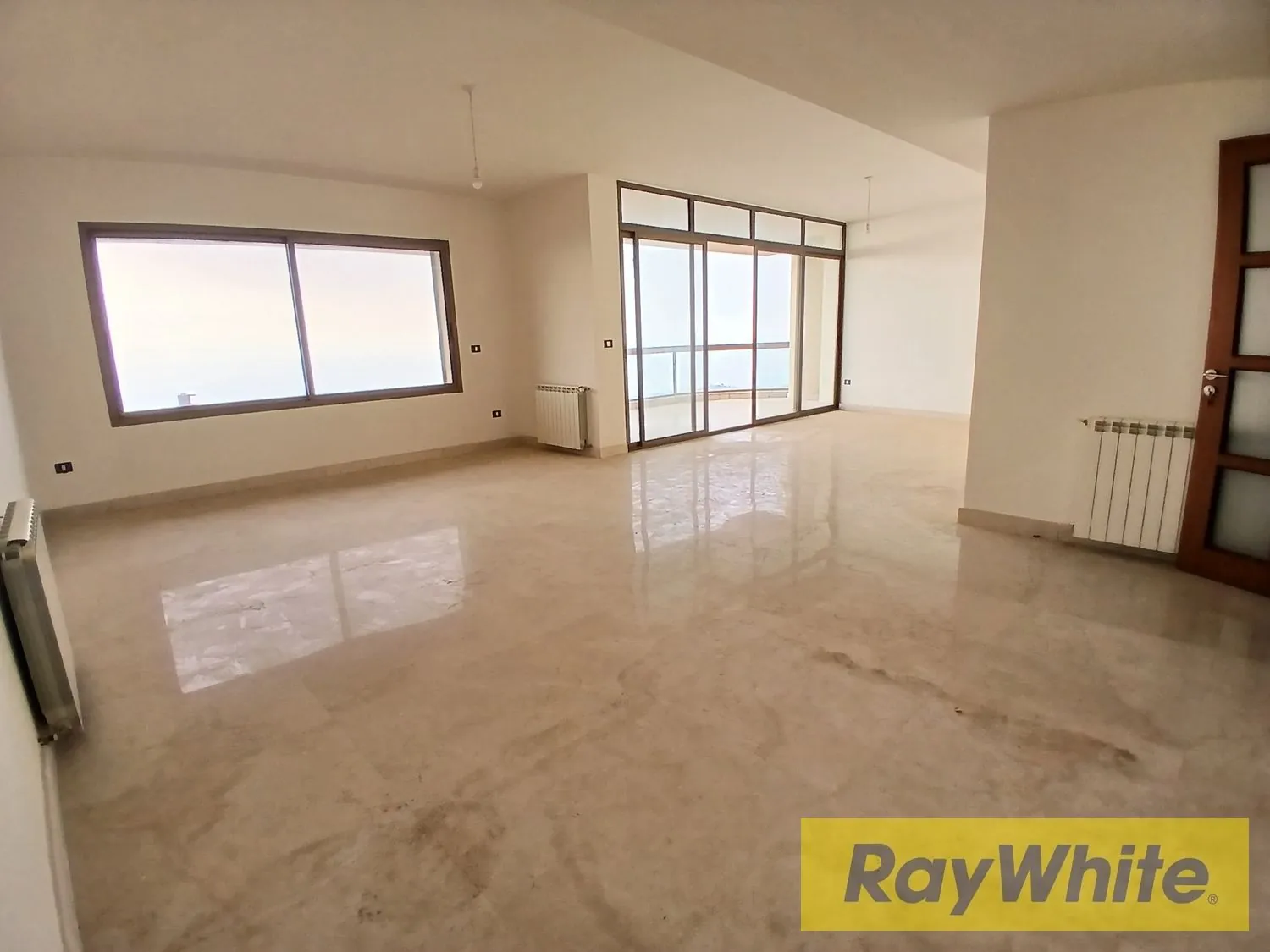 Prime Residential Building For Sale – Elissar