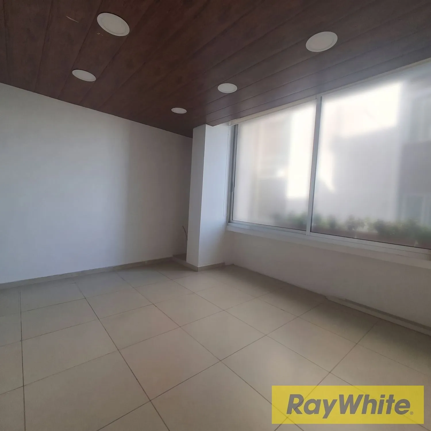 Office For Rent In Jisr El Basha — الصورة 4