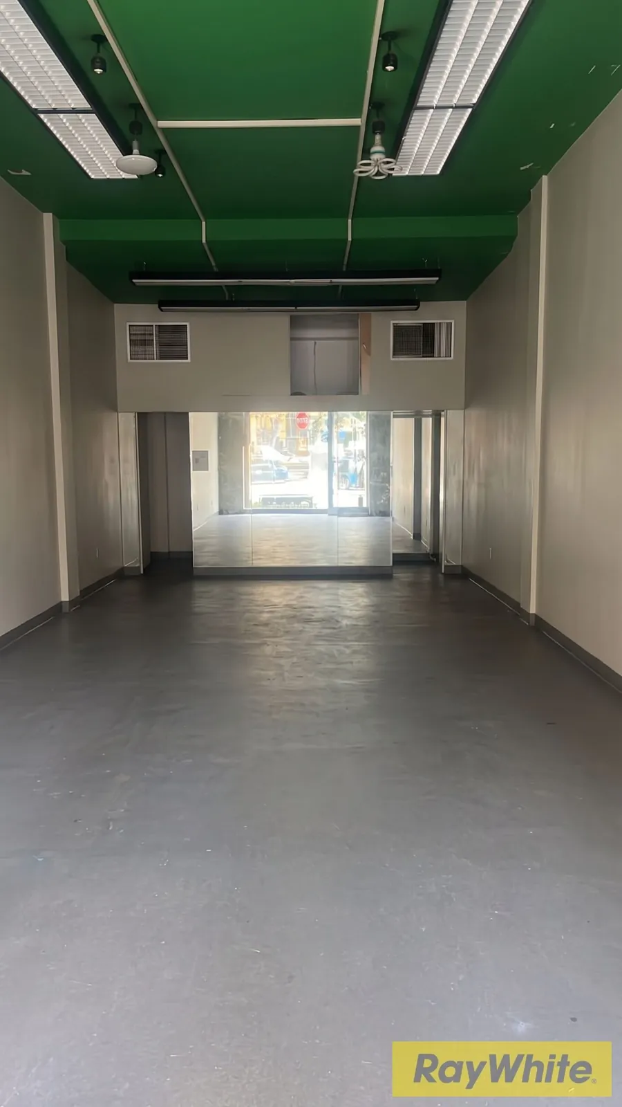 Shop For Rent In Achrafieh – Zahrat El Ihsan — الصورة 2