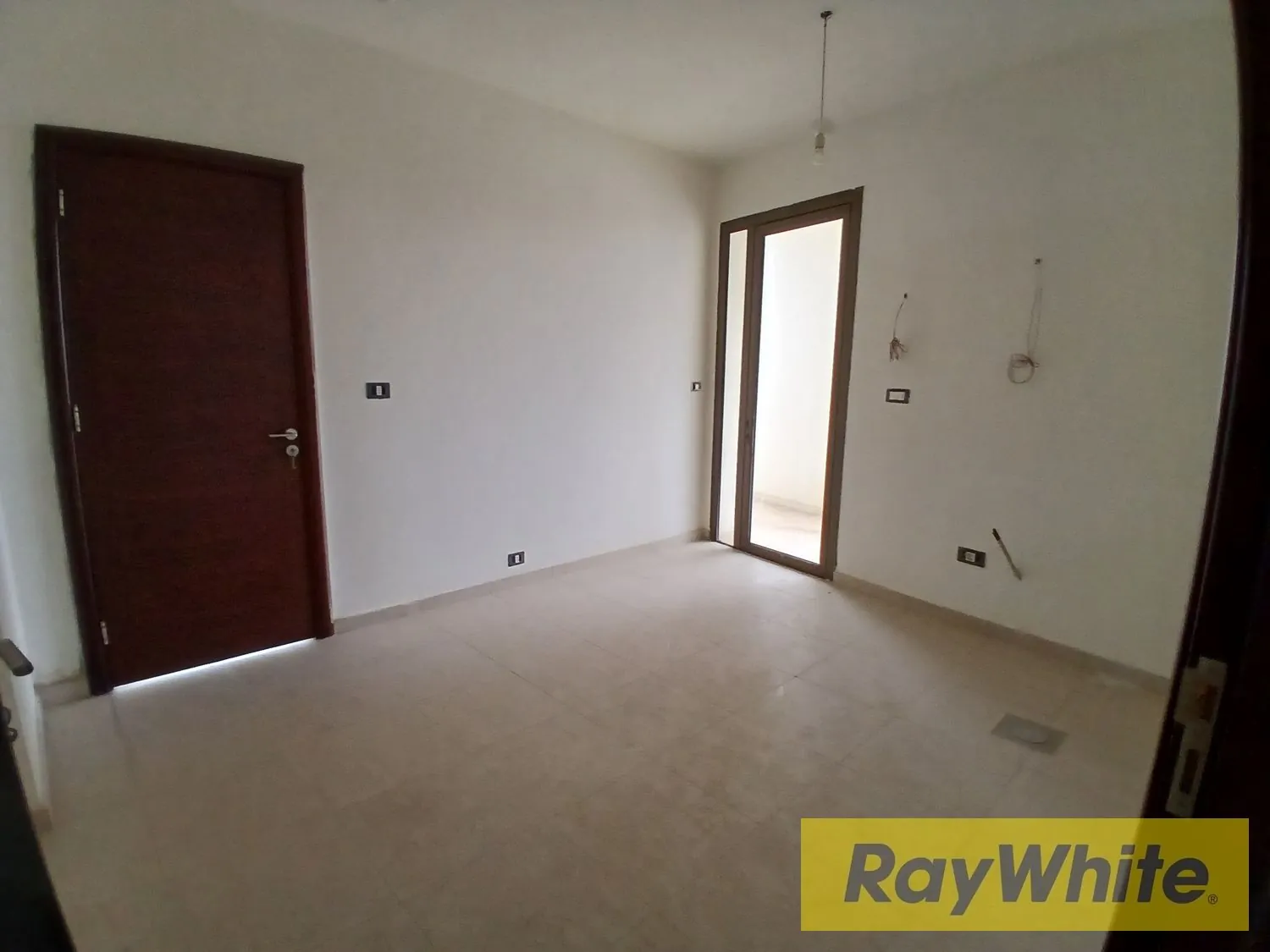 Apartment For Sale In El Biyada – Mountain And Sea Views — الصورة 3