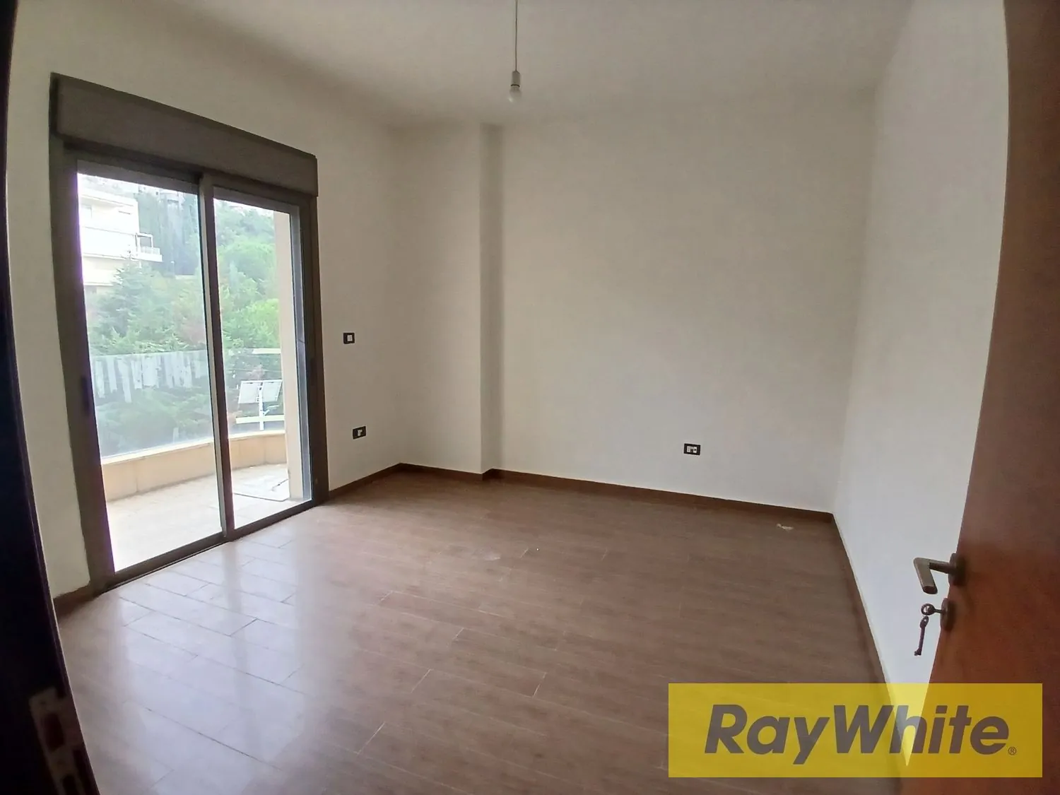 Apartment For Sale In El Biyada – Mountain And Sea Views — الصورة 5