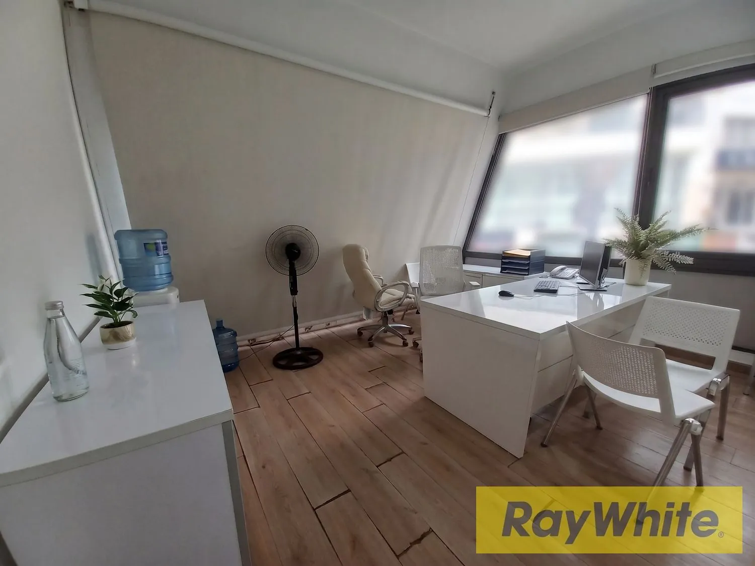 Office For Sale In Zalka – Commercial Center — الصورة 4