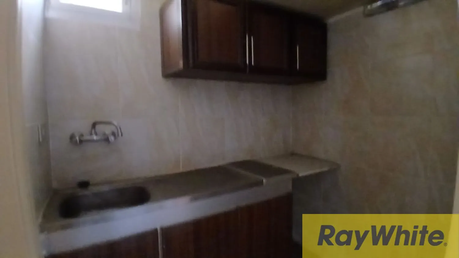 Office For Rent In Aicha Bakkar — الصورة 4