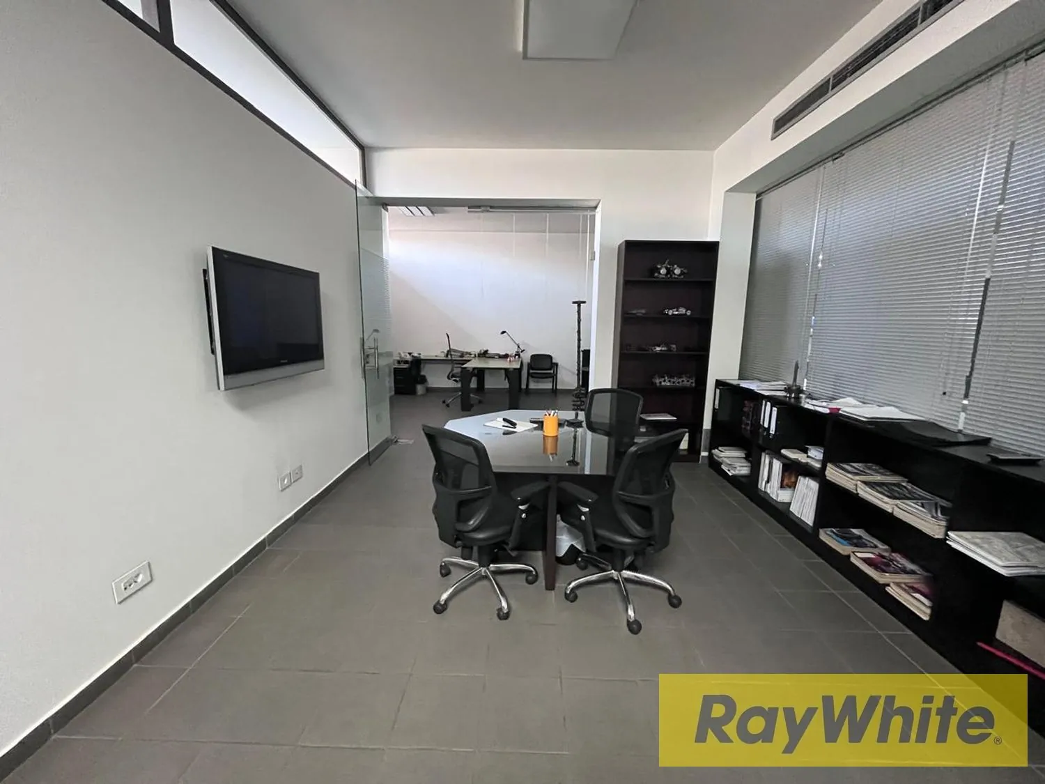 Office For Sale In Hazmieh – Mar Takla — الصورة 5
