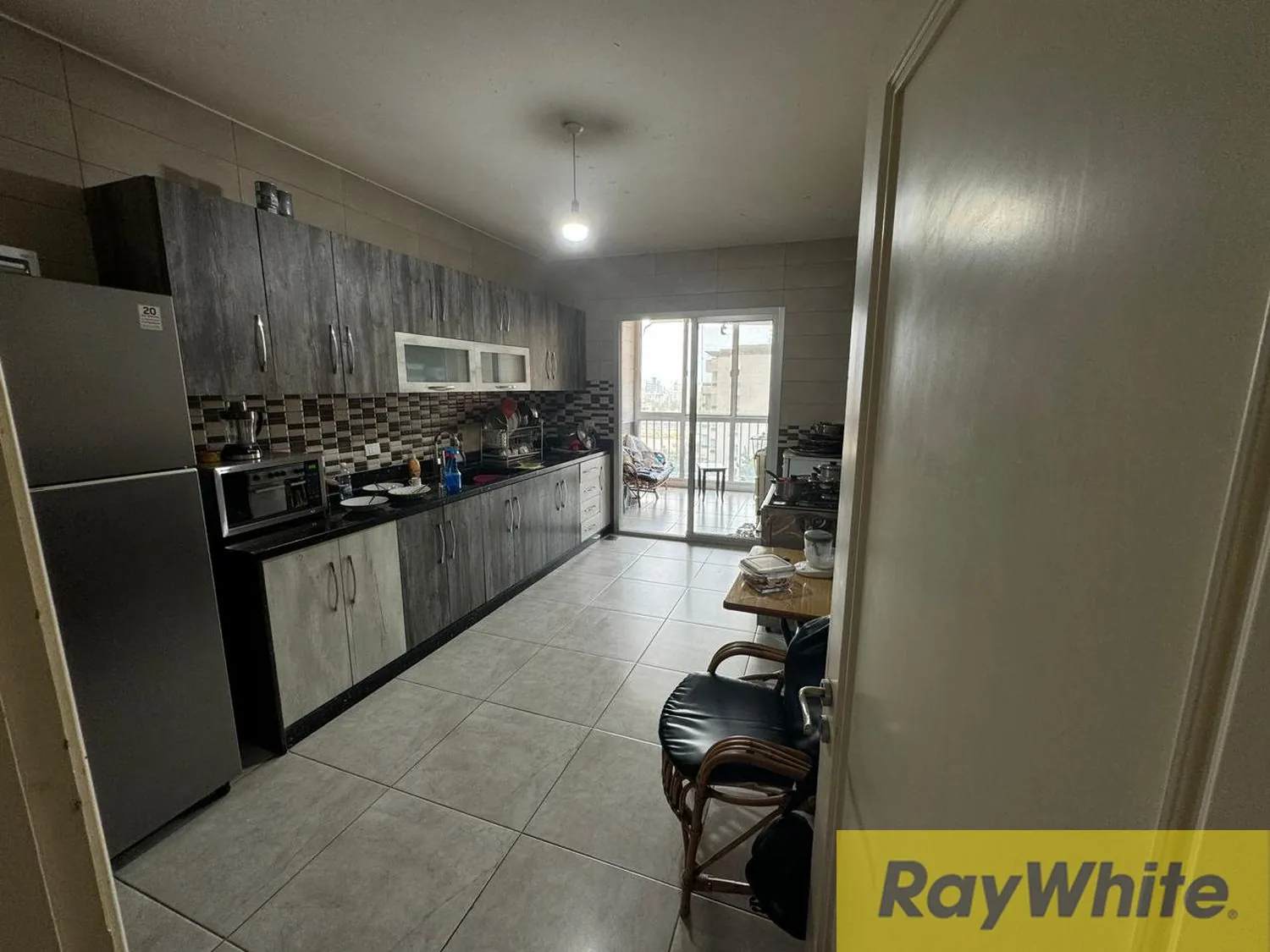 Apartment For Sale In Ras El Nabeh — الصورة 2