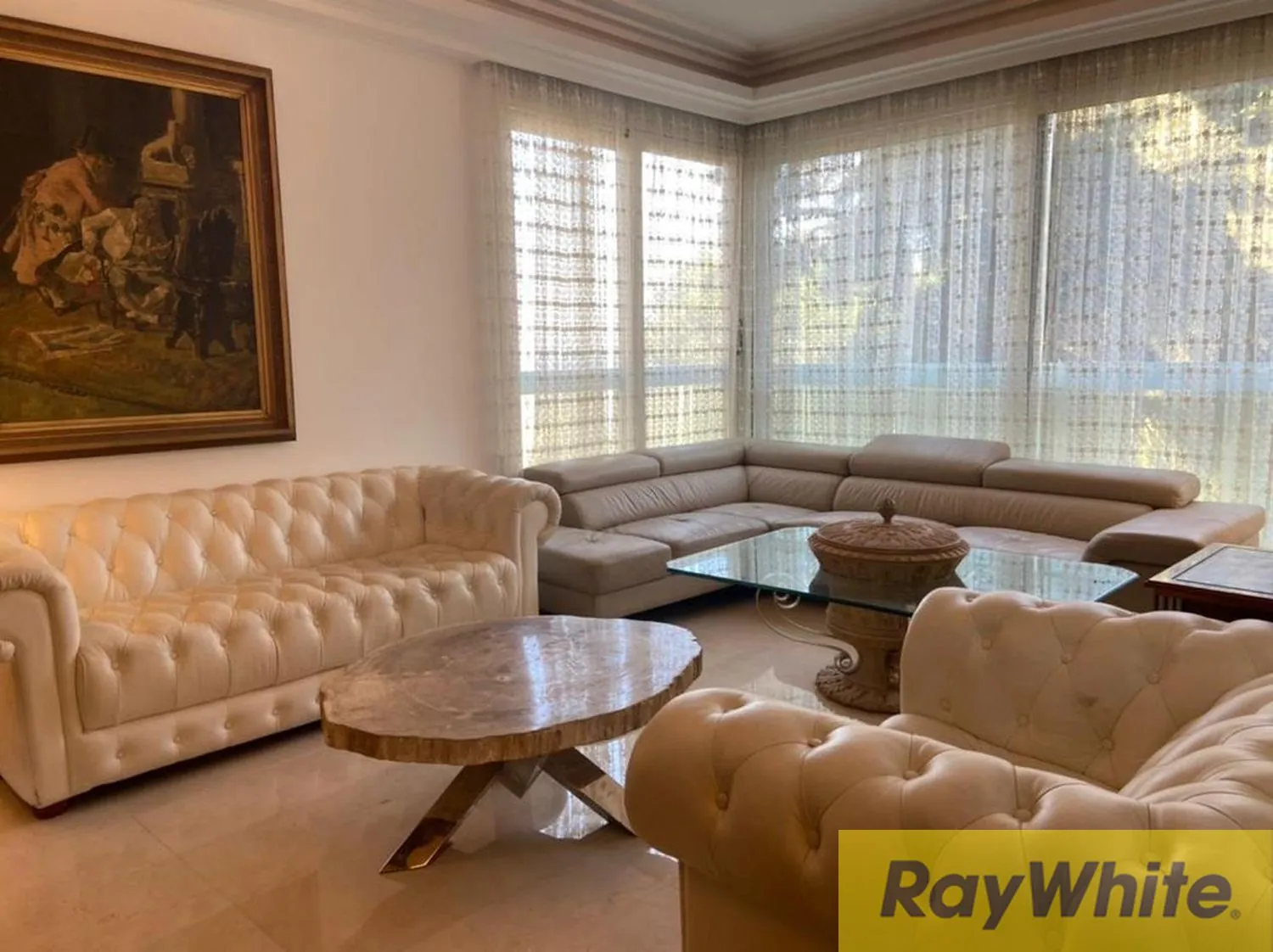 Luxury Apartment For Sale In Manara — الصورة 5