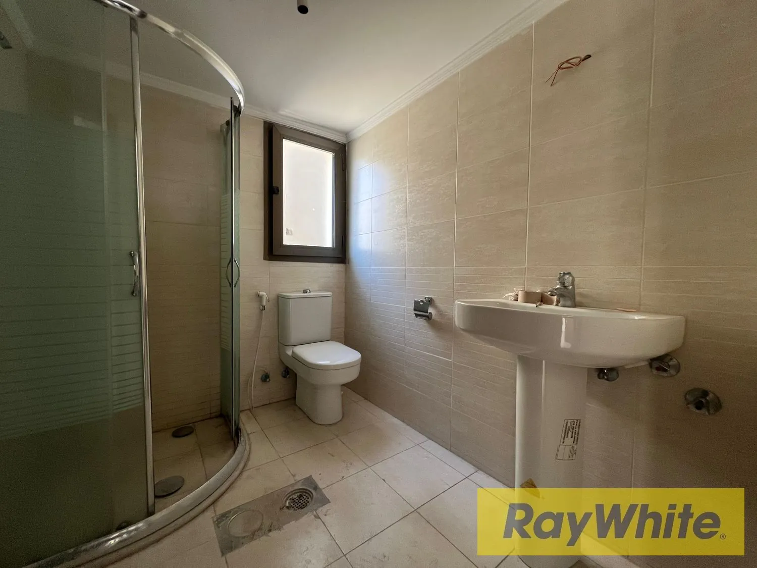 Apartment For Rent – 220 Sqm In Hamra — الصورة 3