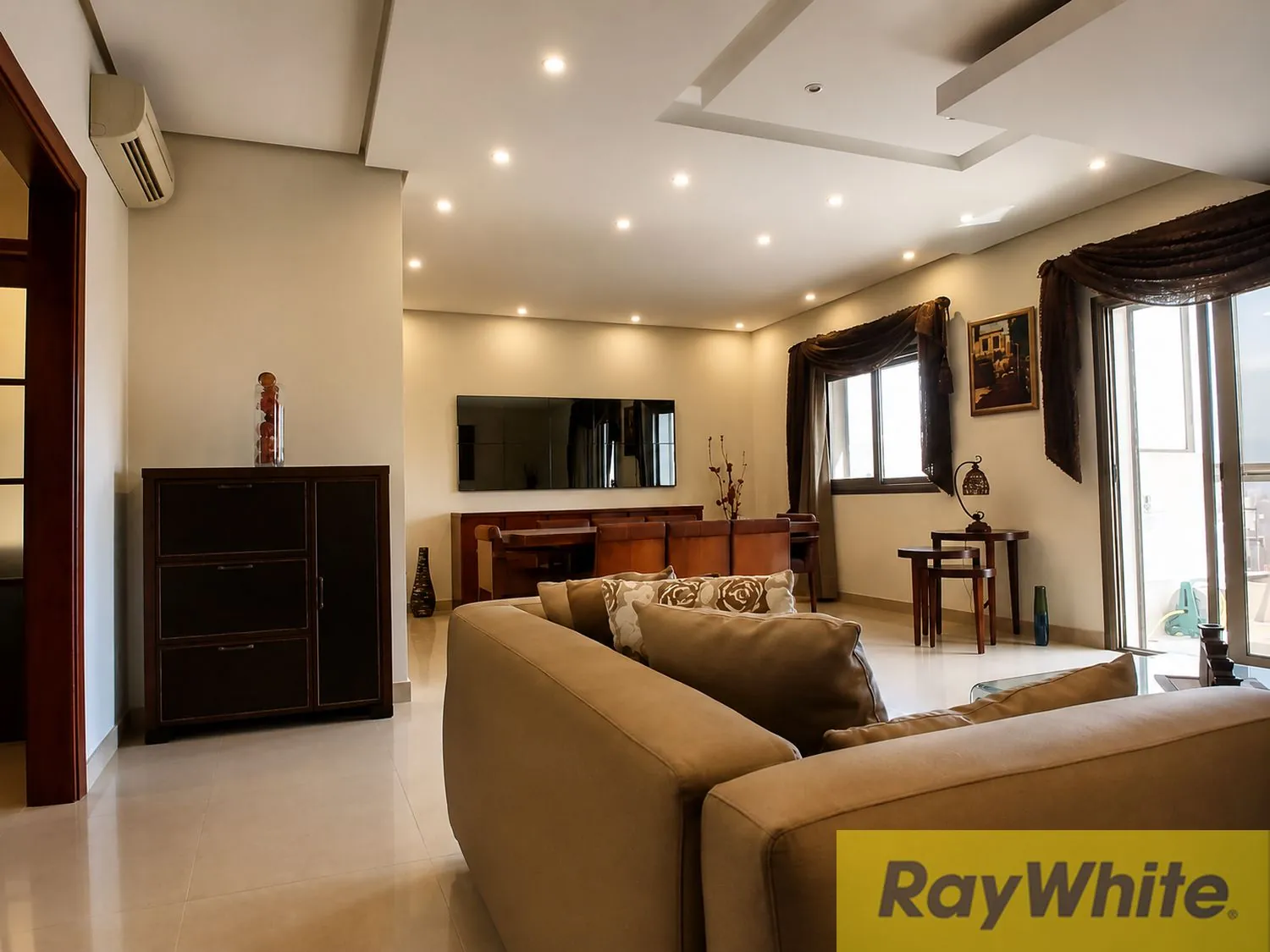 Elegant Apartment For Sale In Mar Elias — الصورة 2