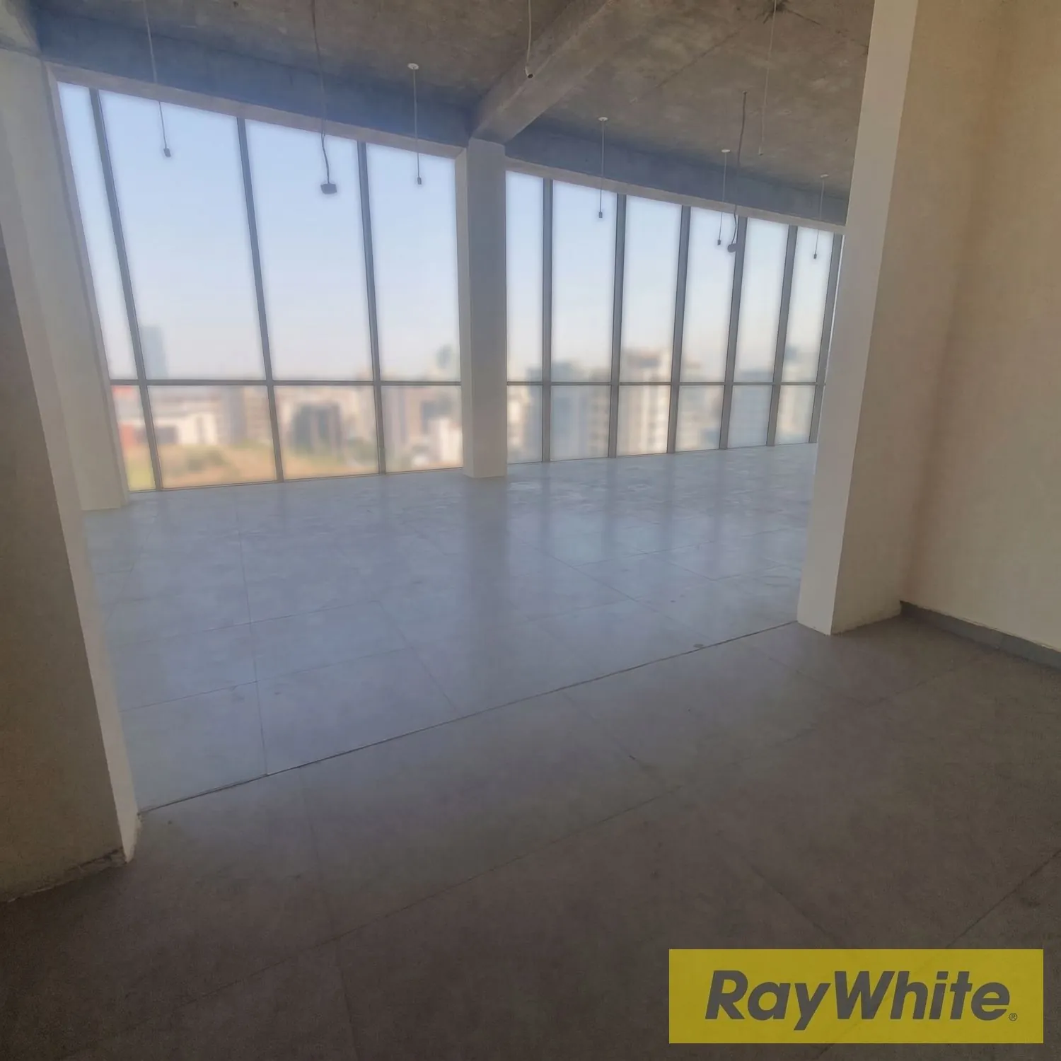 Premium Office- 224 Sqm For Rent In Jisr El Bacha — photo 3