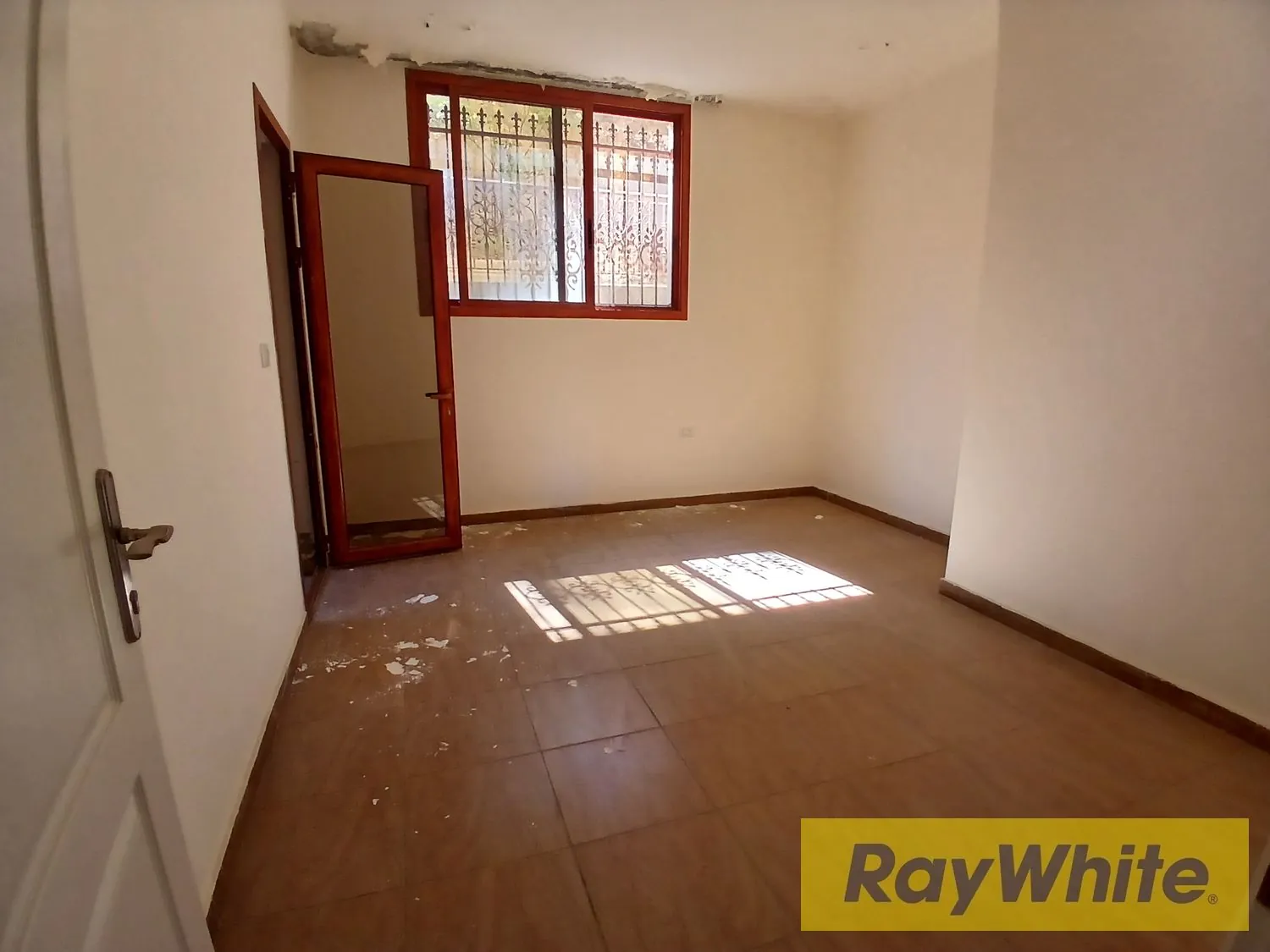 Building For Sale In Qobbei, Baabda — photo 5
