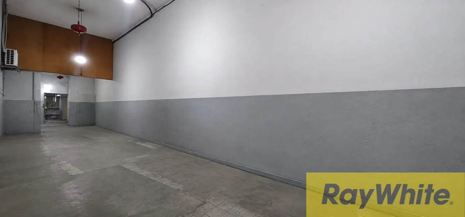 Warehouse For Rent In Ain Al Tineh — photo 3