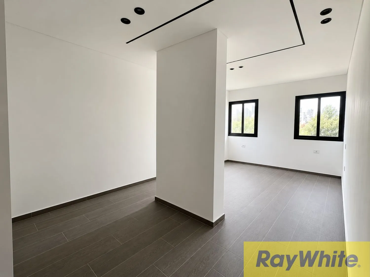 Apartment For Sale In Zoukak Al Blat — photo 2