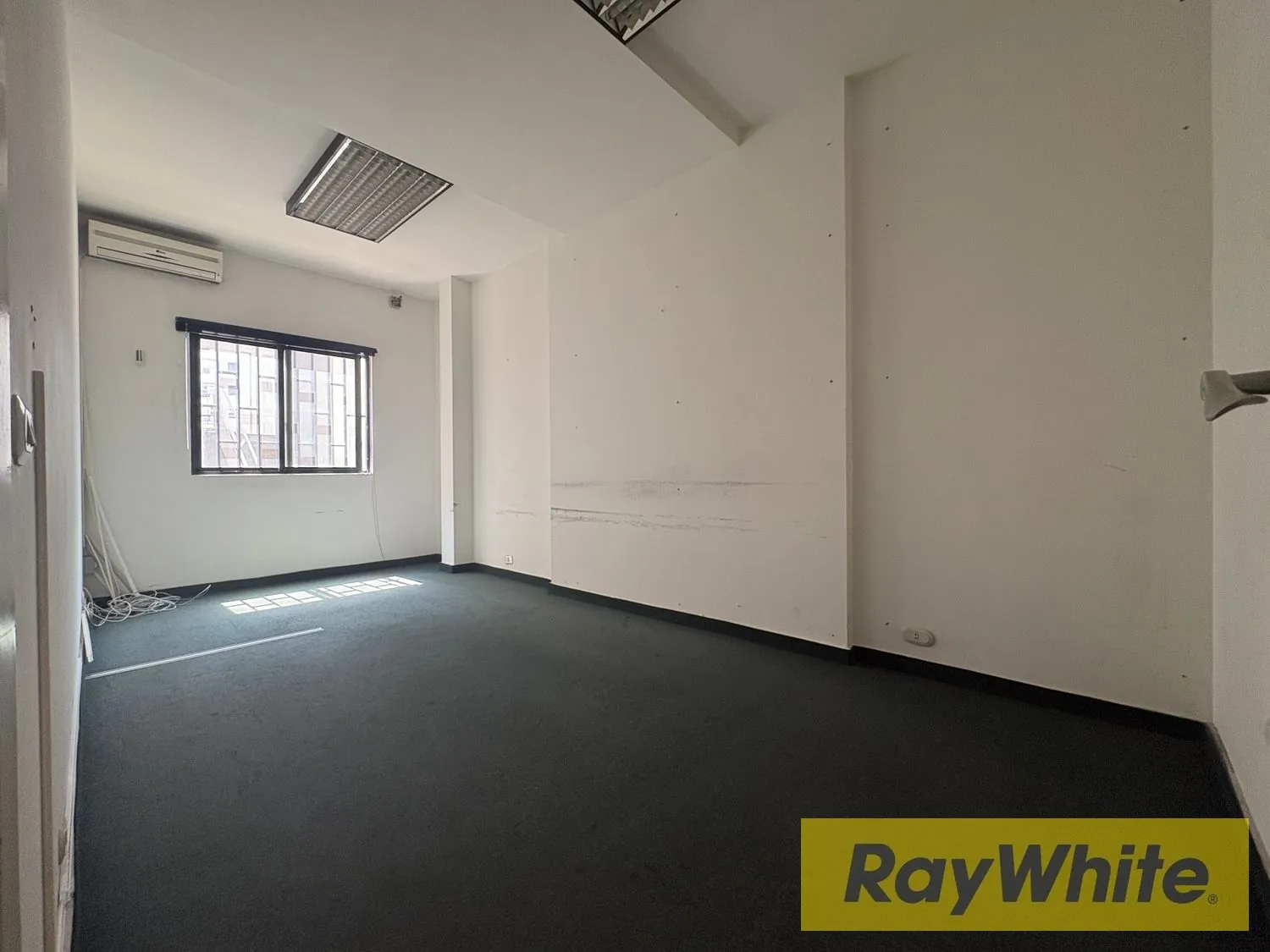 Office For Rent In Jdeideh | Prime Location