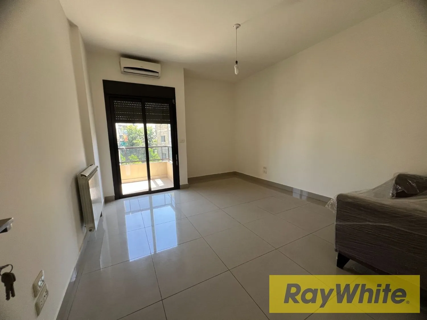 Apartment For Rent In Dbayeh — الصورة 5