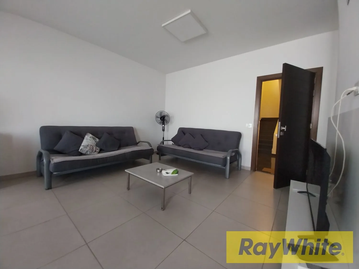 Furnished Apartment For Rent In Dbayeh — الصورة 3