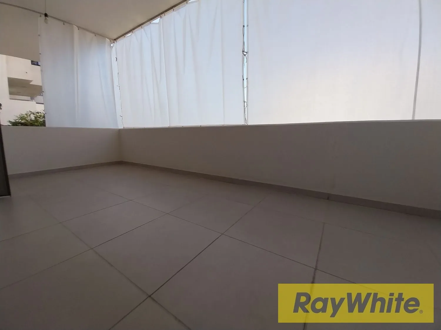Furnished Apartment For Rent In Dbayeh — الصورة 5