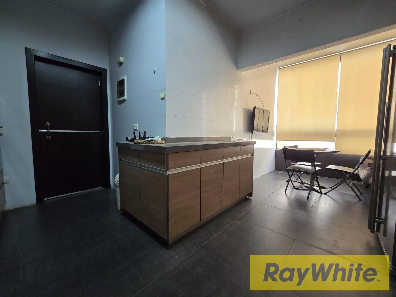 Furnished Apartment For Sale | Strategic Achrafieh Location — الصورة 5