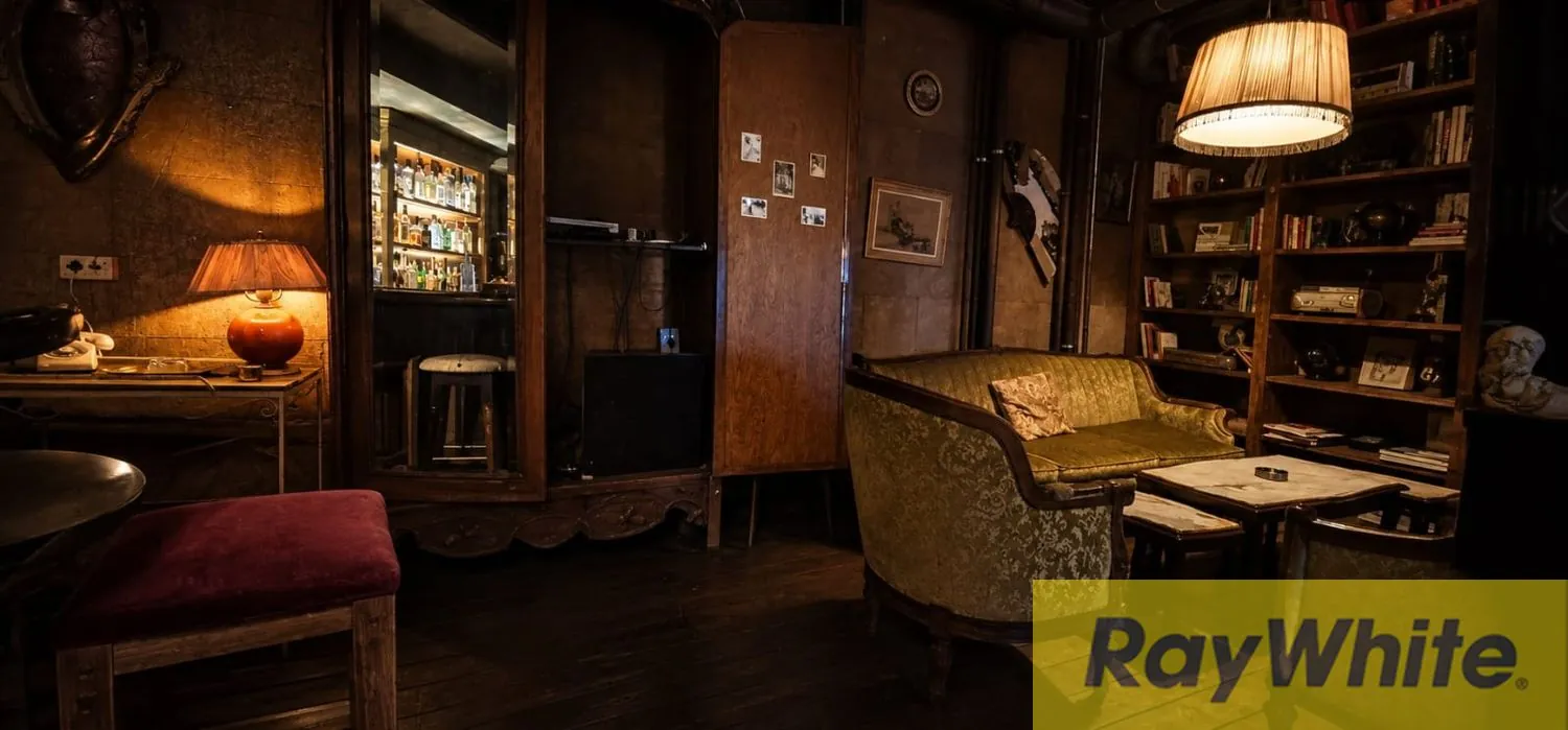 Shop For Sale In Badaro – Prime Location — الصورة 2