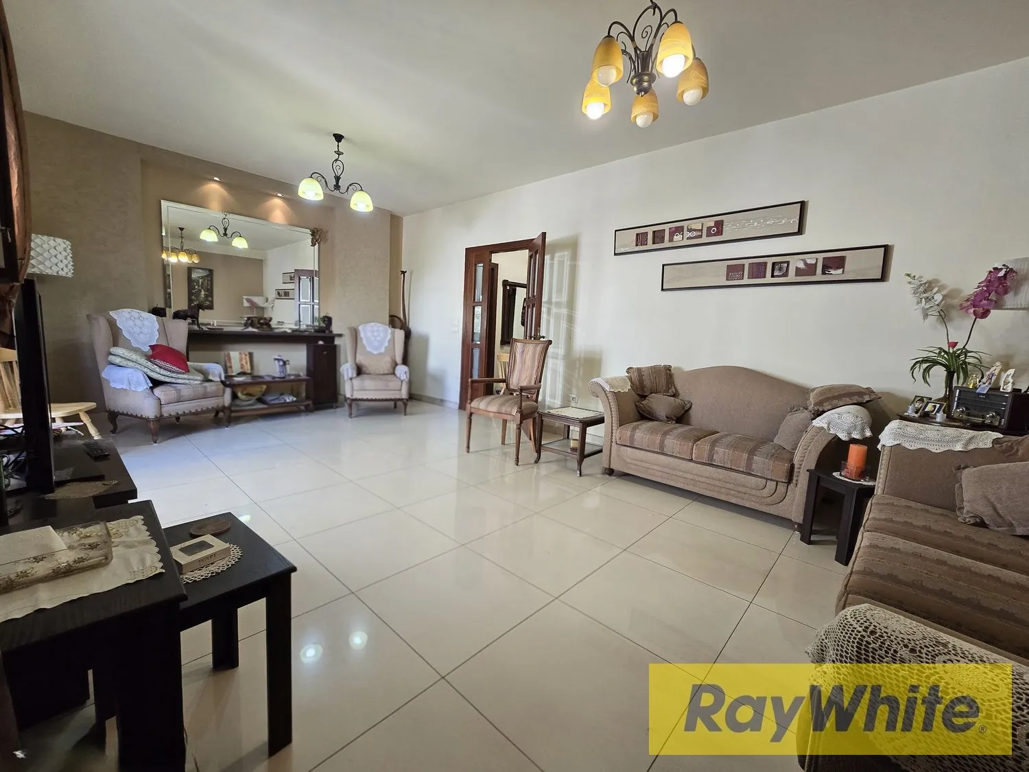 Furnished Apartment For Sale In Achrafieh, Beirut — photo 3