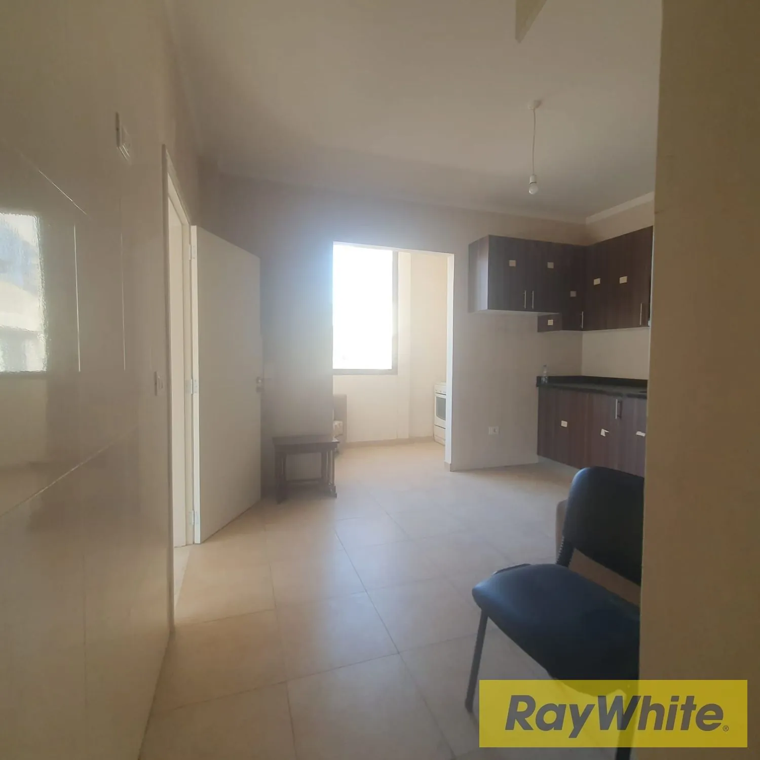200 Sqm Office For Rent – Jisr El Basha — photo 2
