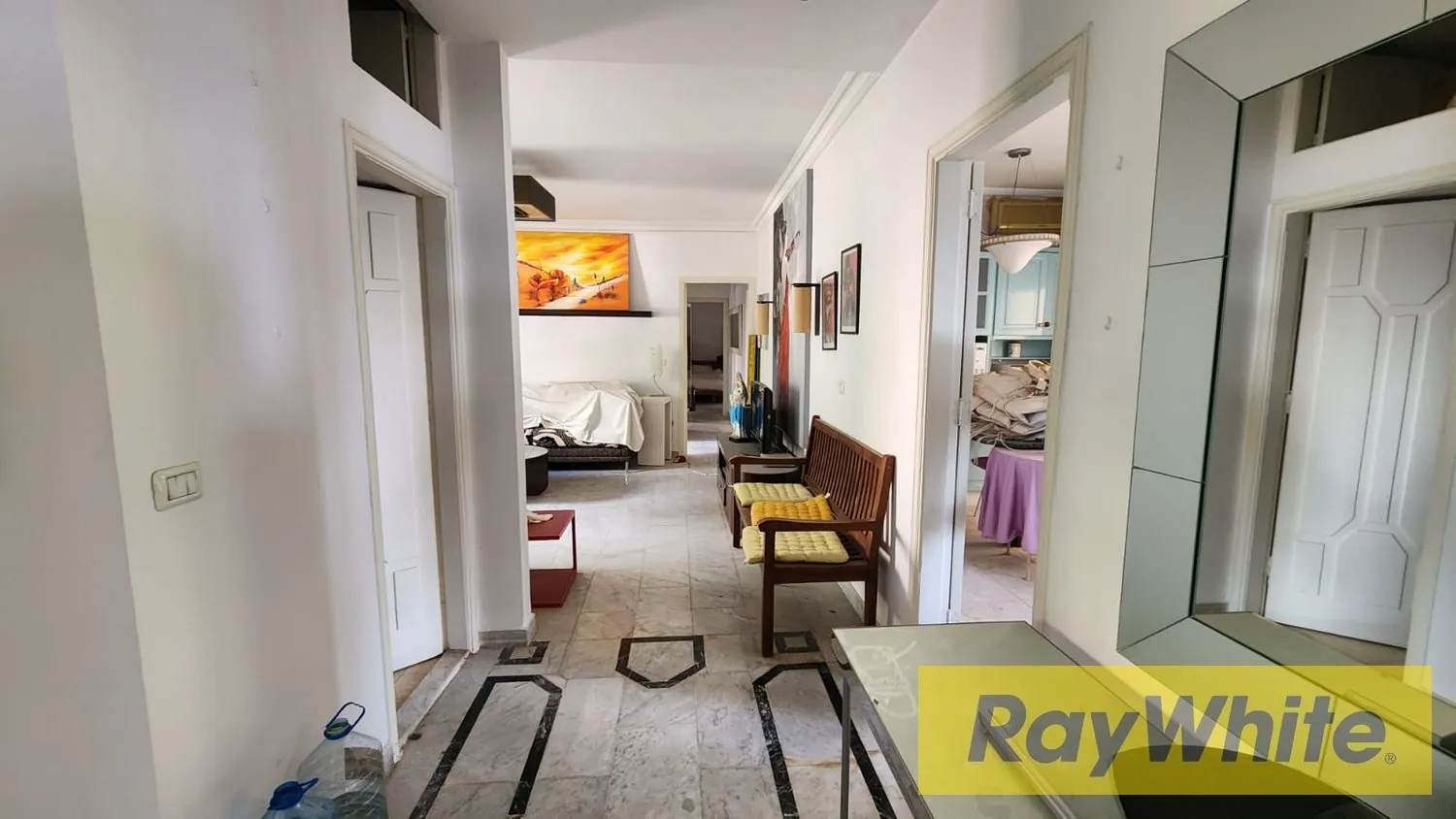 Luxury Furnished Apartment For Sale In Rabieh — الصورة 4