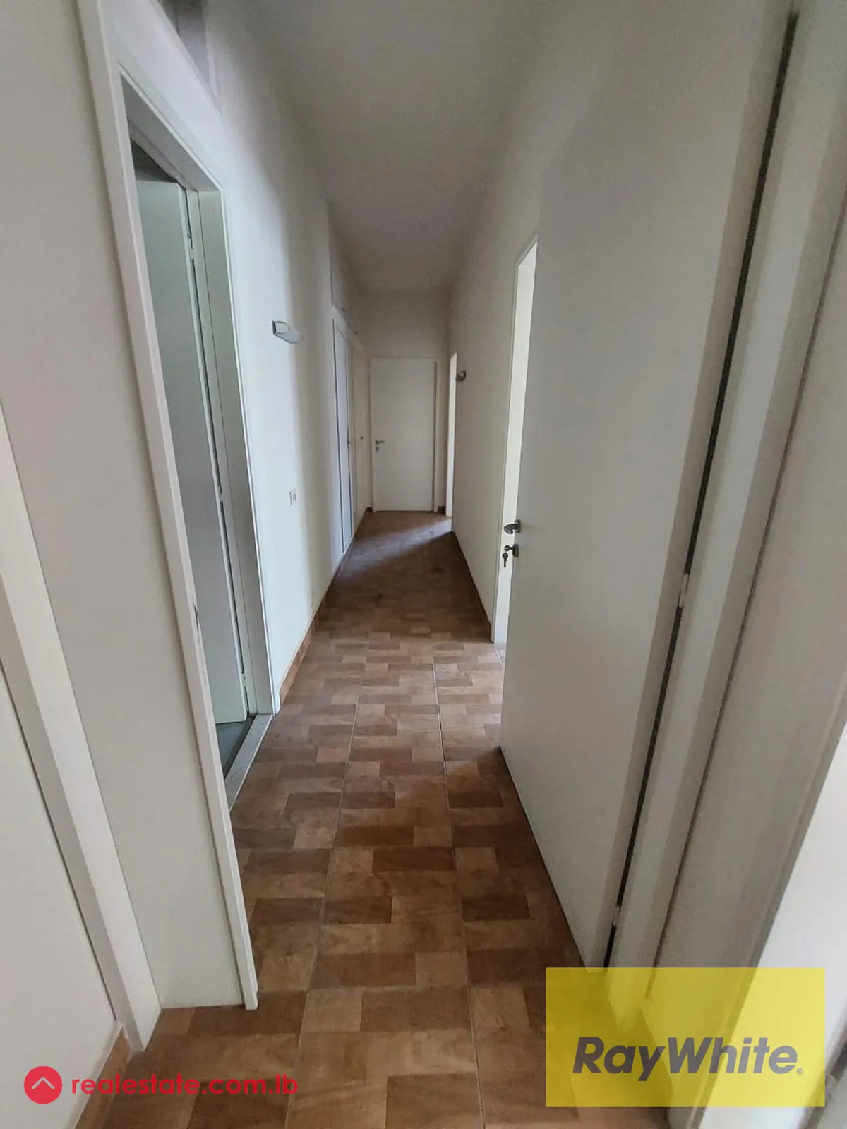 Spacious Apartment For Rent In Rabieh — الصورة 2