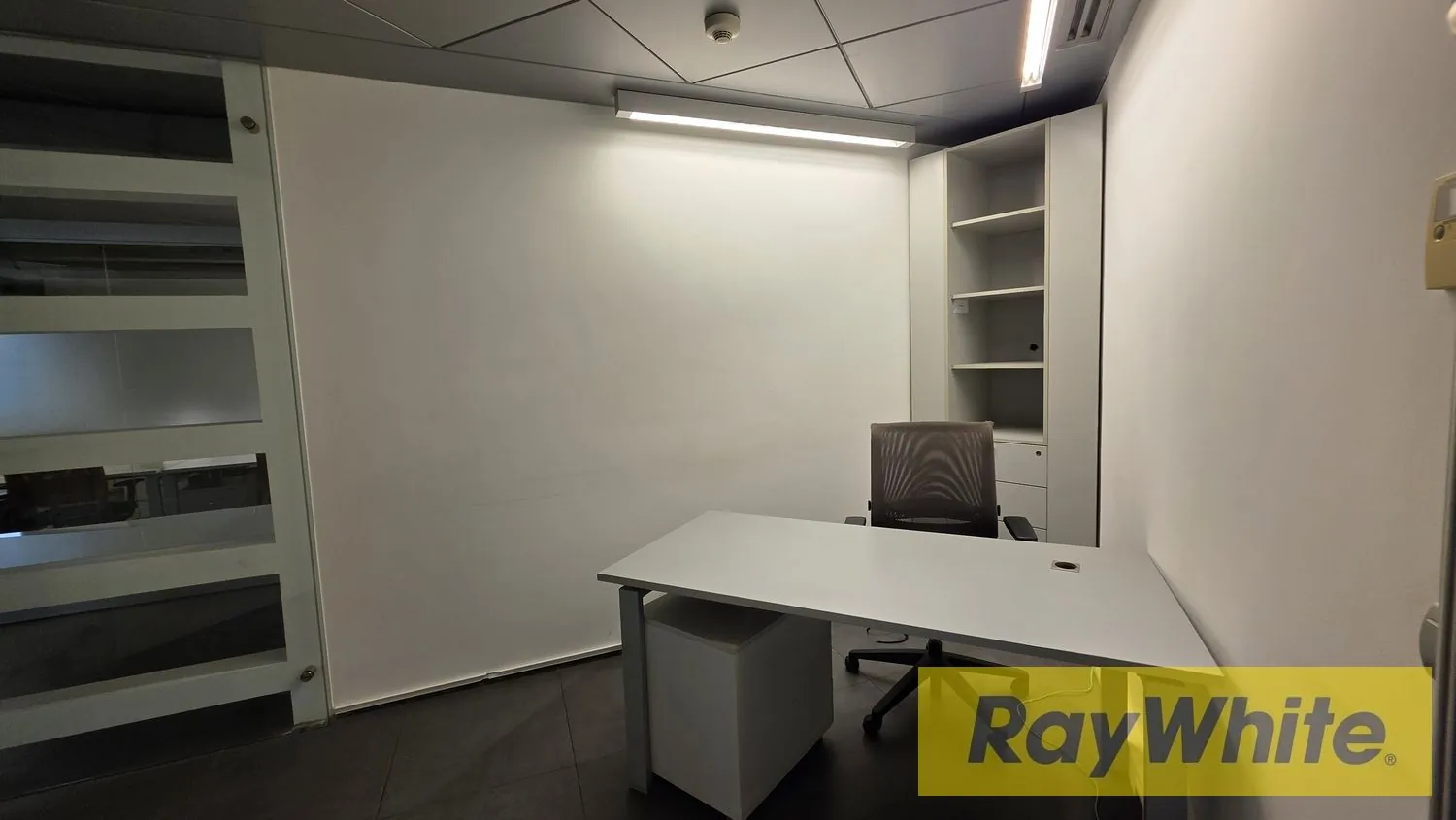 Furnished Office Space For Rent In Achrafieh — photo 3