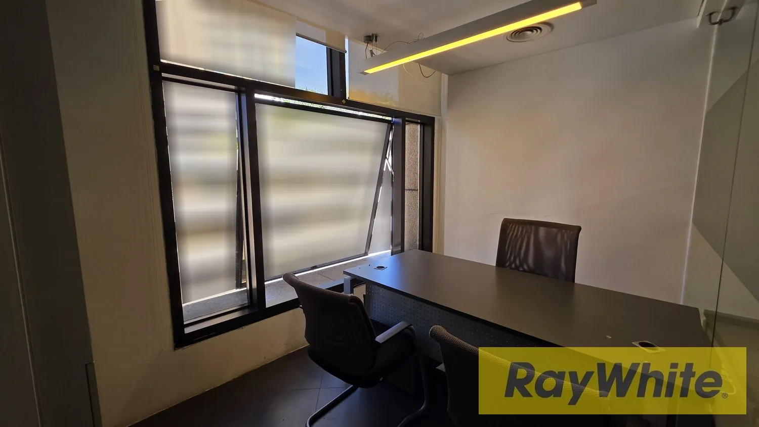 Furnished Office Space For Rent In Achrafieh — photo 4