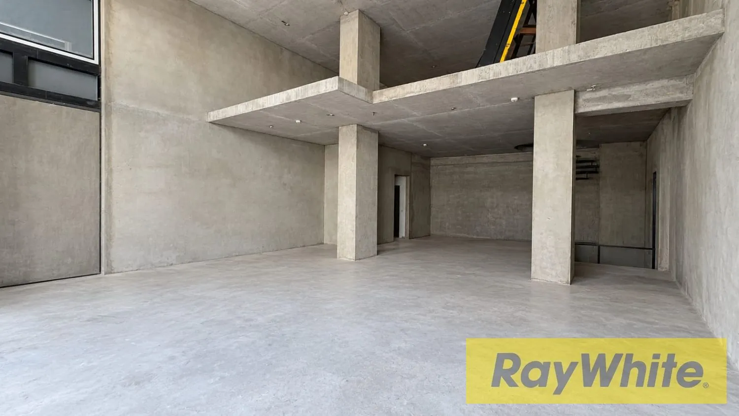 Showroom For Sale In Achrafieh