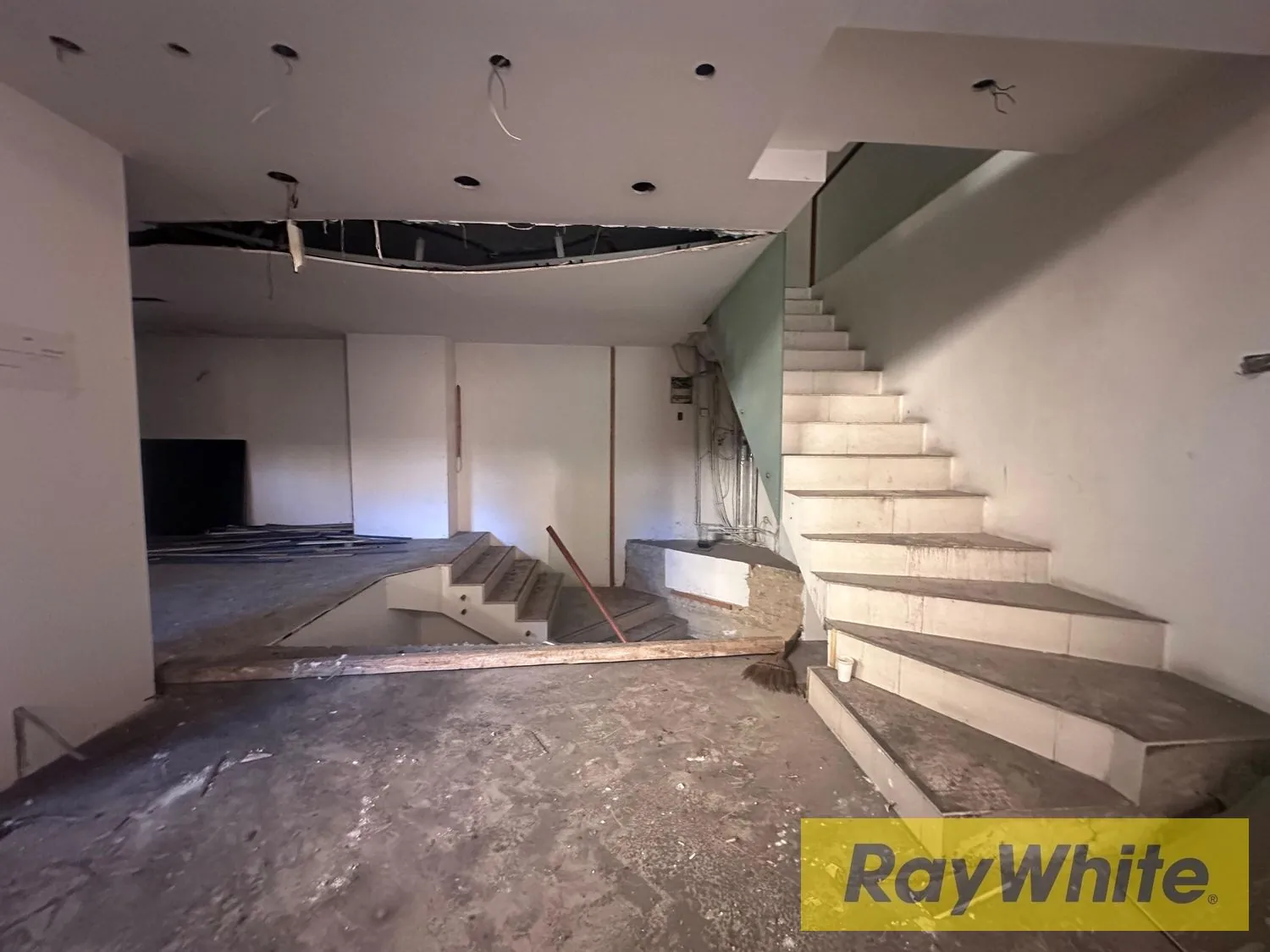 Premium Showroom For Rent – Downtown Beirut — الصورة 1