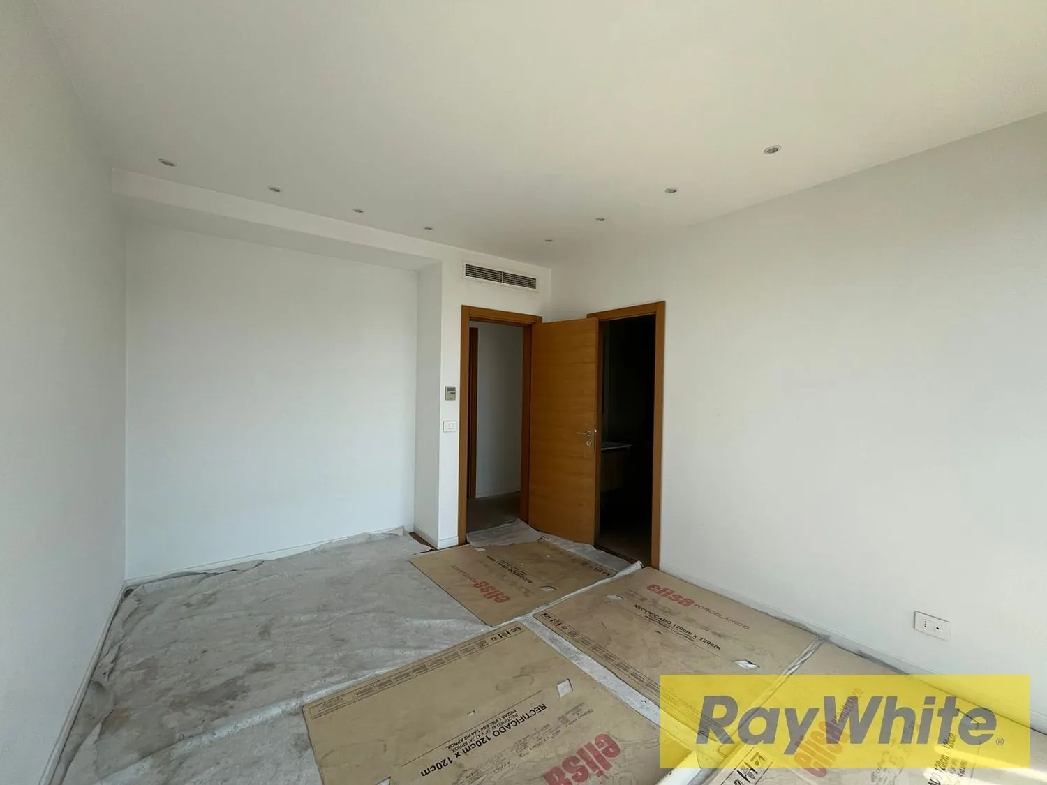 Apartment For Sale In Verdun — الصورة 3