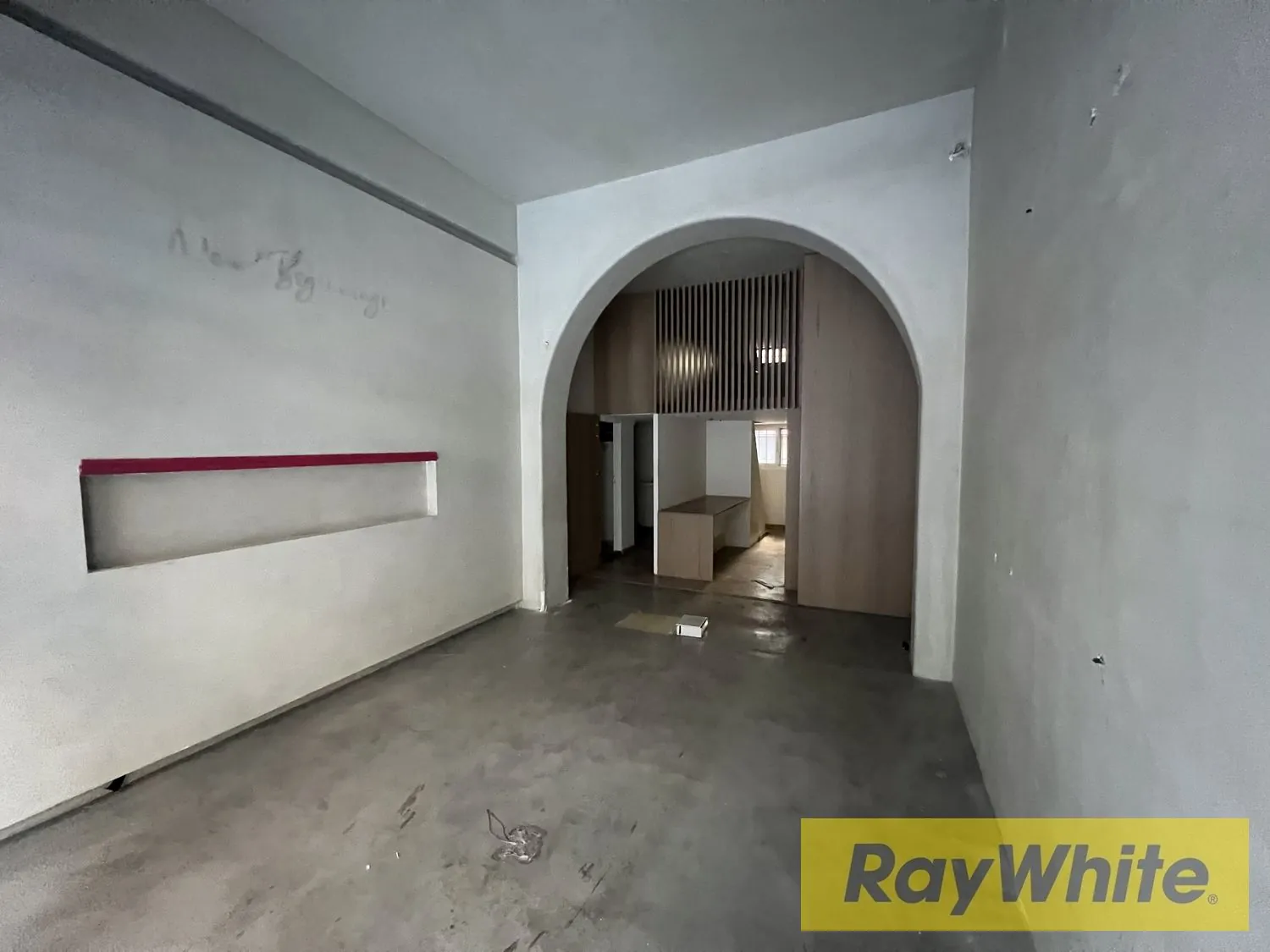 Shop For Rent In Achrafieh – 60 Sqm — photo 3