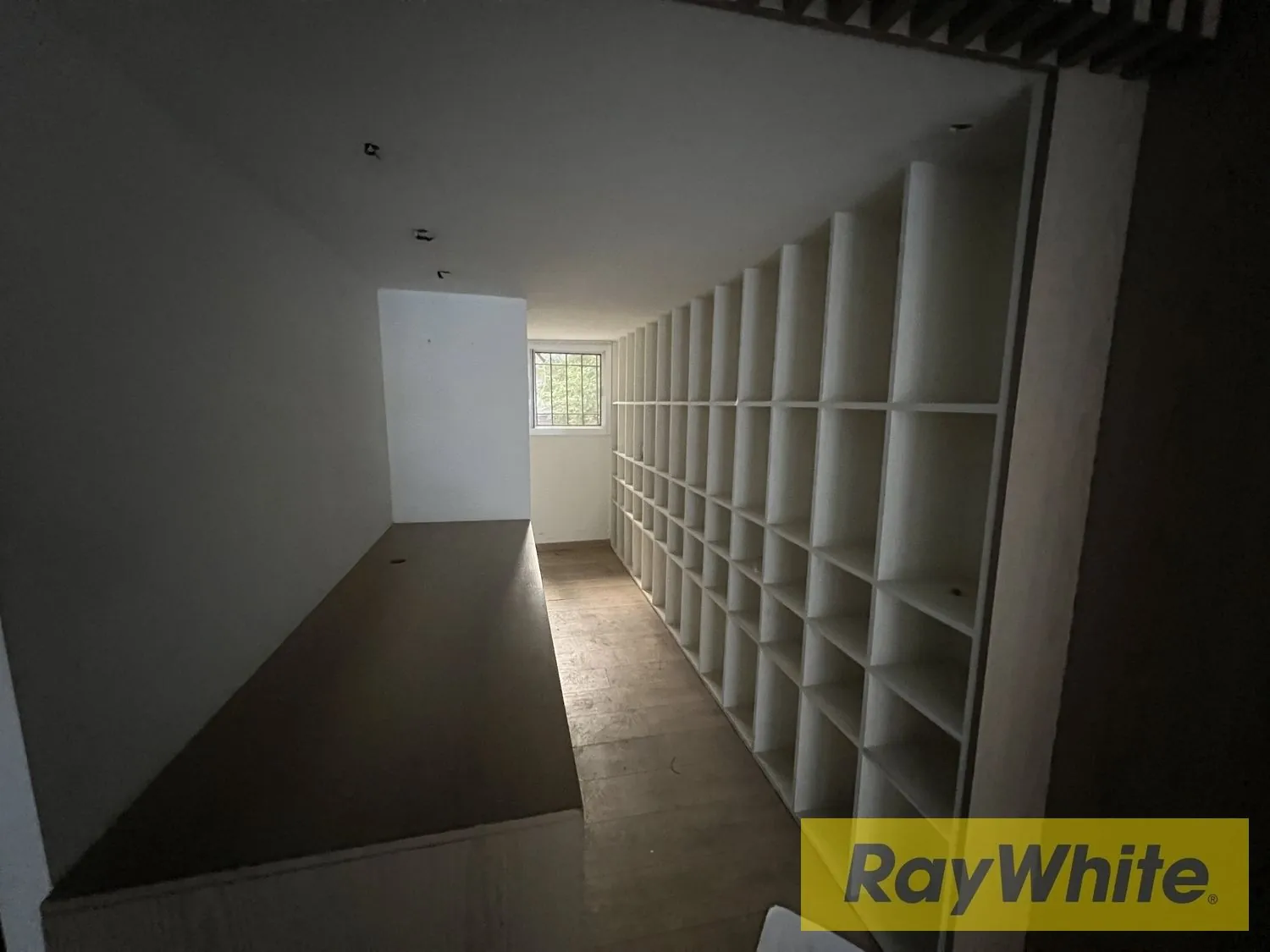 Shop For Rent In Achrafieh – 60 Sqm — photo 5