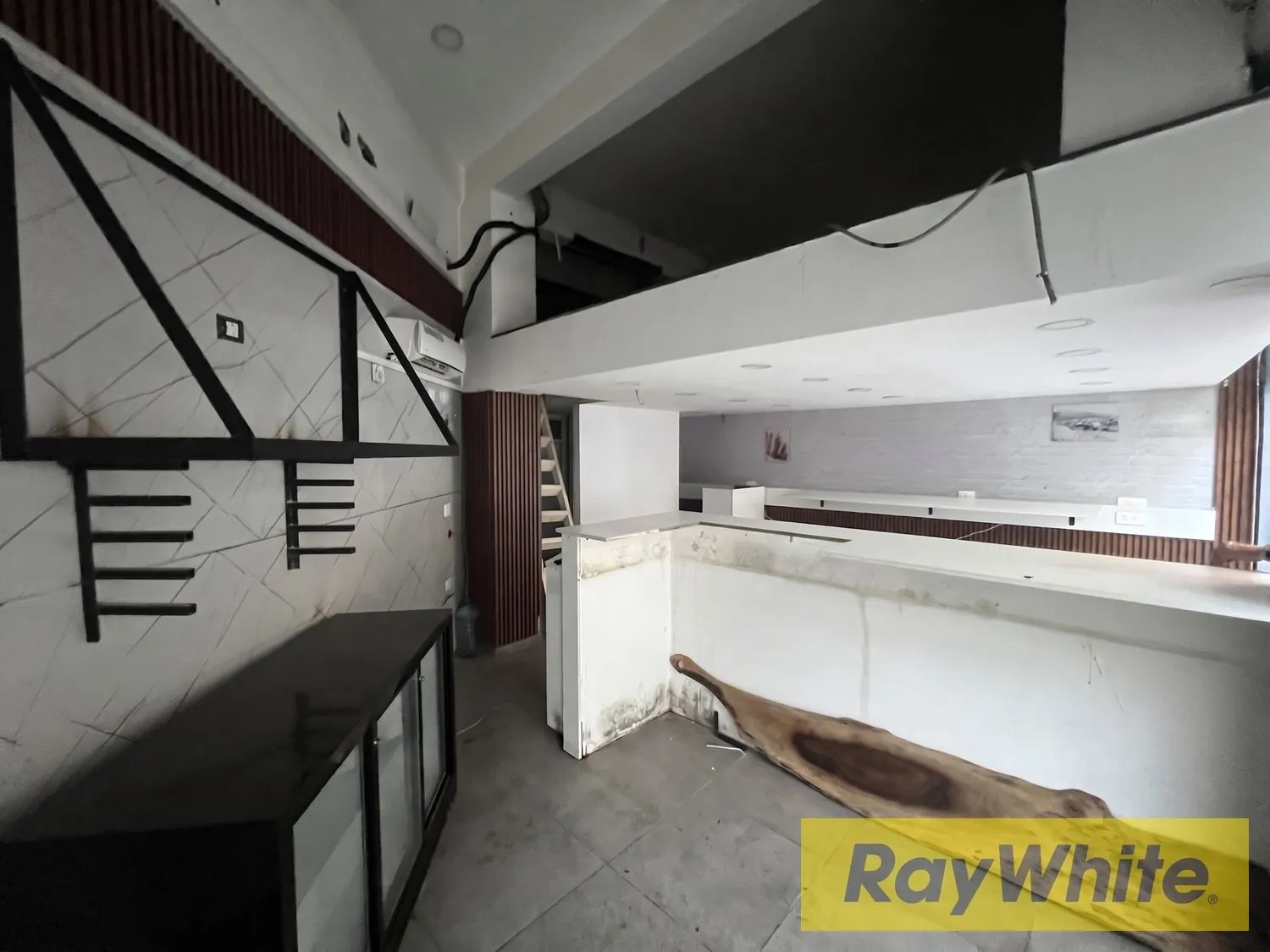 Shop For Rent In Achrafieh – 54 Sqm — photo 3