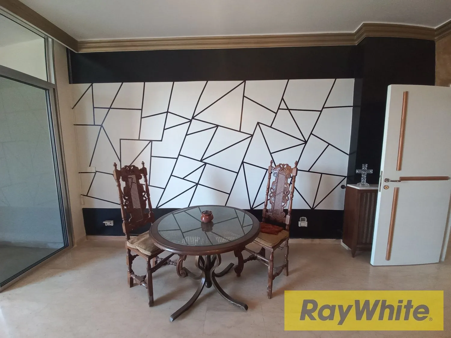 Furnished Apartment For Sale In Antelias — الصورة 2