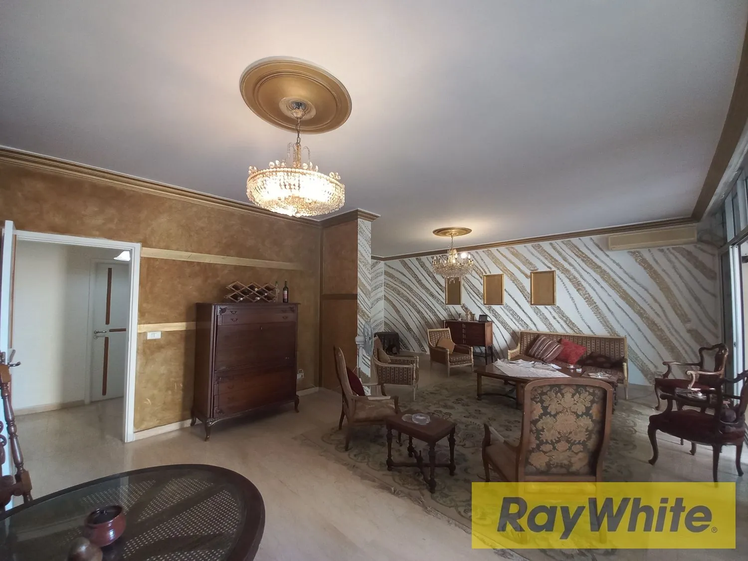 Furnished Apartment For Sale In Antelias — الصورة 3