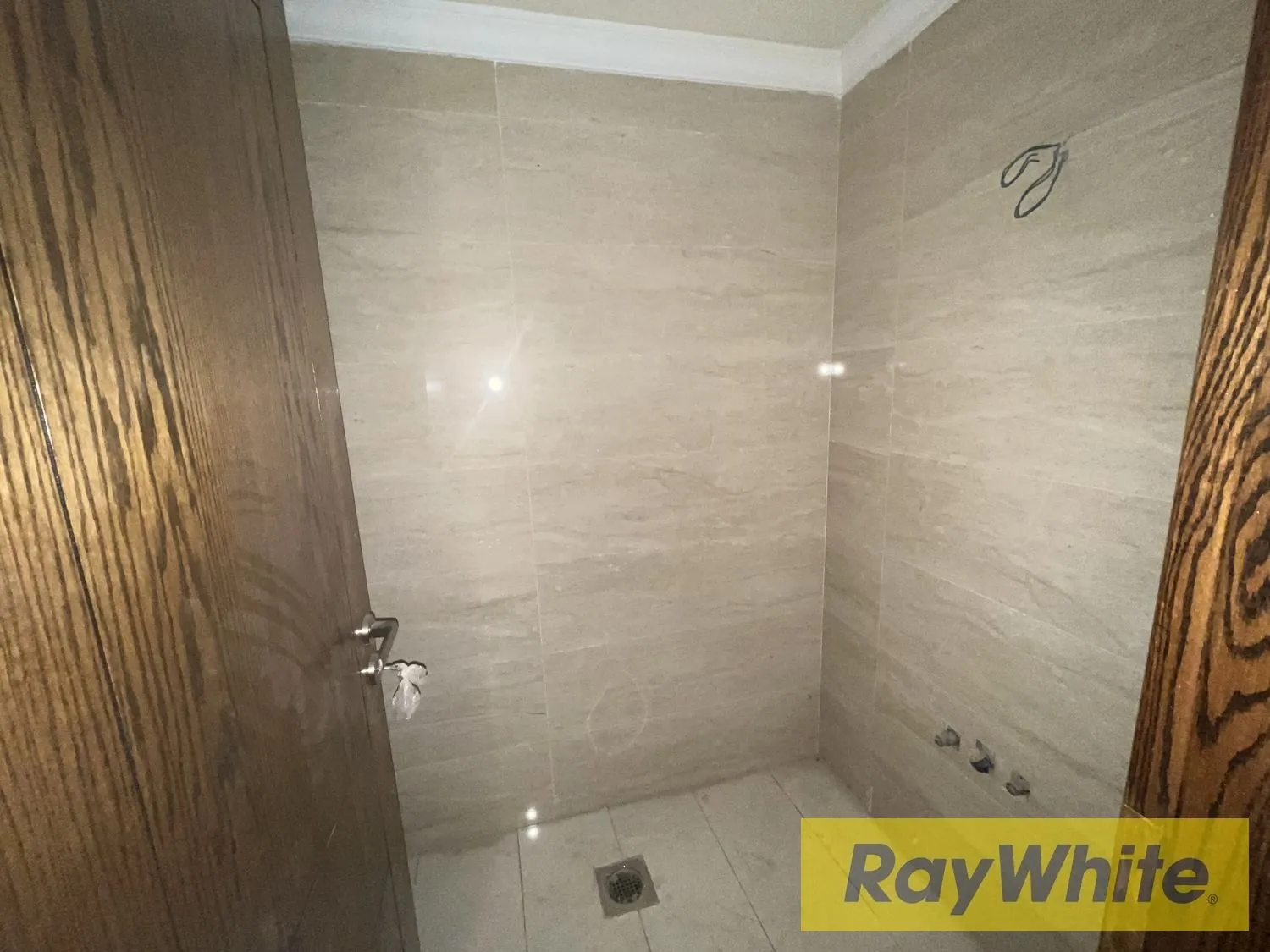 Apartment With Terrace For Sale In Ain Saadeh — الصورة 5