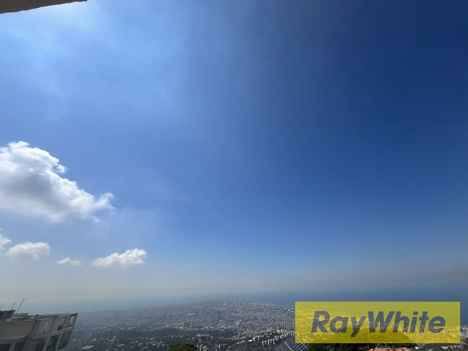 Apartment With Terrace For Sale In Ain Saadeh — الصورة 3