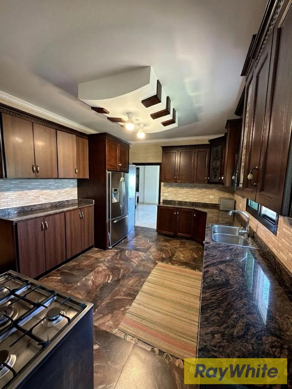 Furnished Apartment For Sale In Dawhet El Hoss — الصورة 5