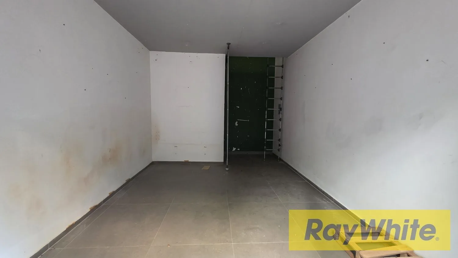 Shop For Rent In Achrafieh Sursock — photo 3