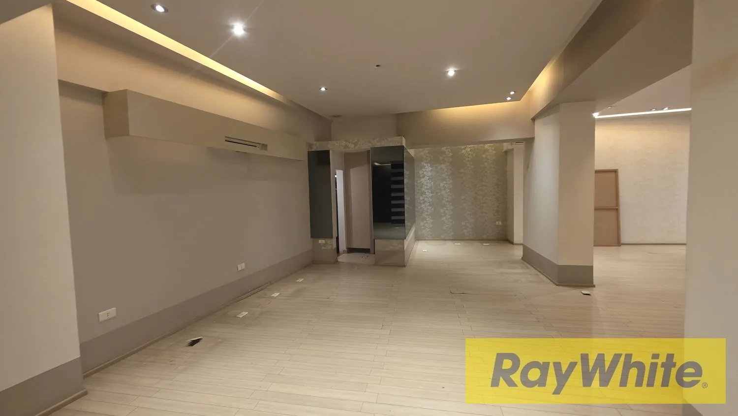 Shop For Rent In Achrafieh Sursock — photo 5