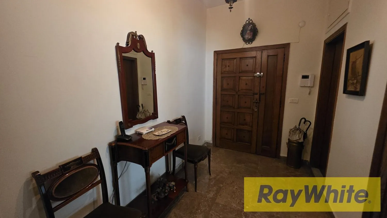 Apartment For Sale In Achrafieh Sioufi — الصورة 2