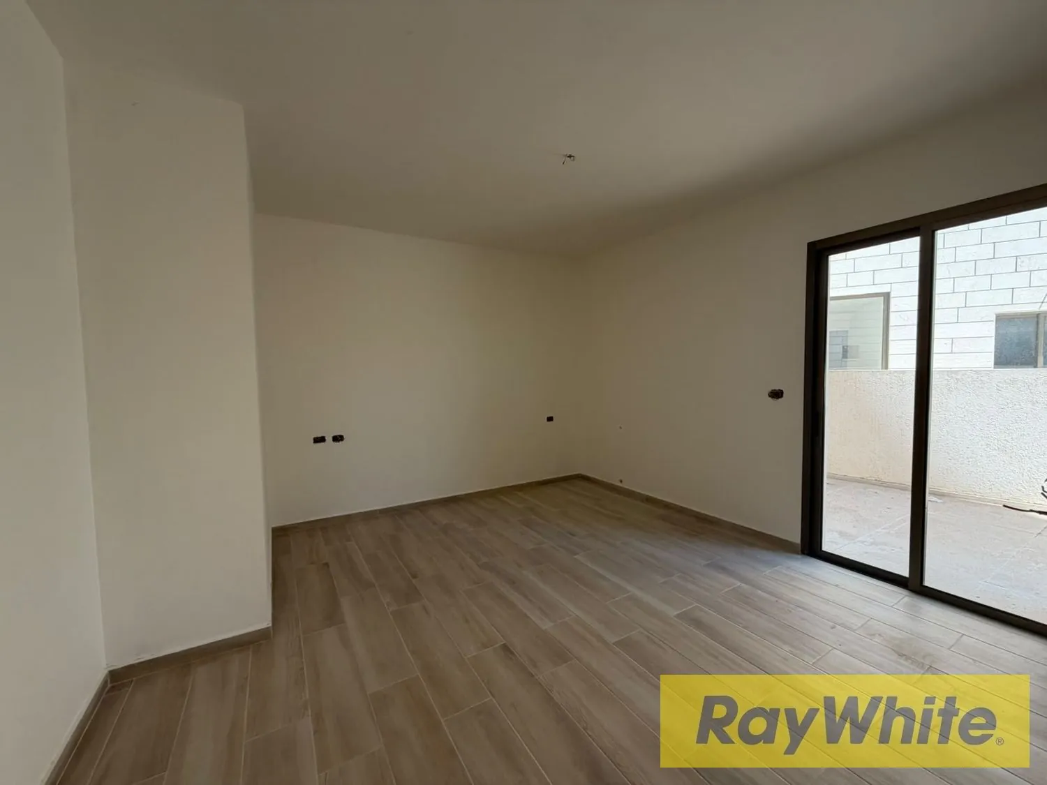 Apartment With Terrace For Sale – Daher El Sawan | Mountain View — الصورة 4