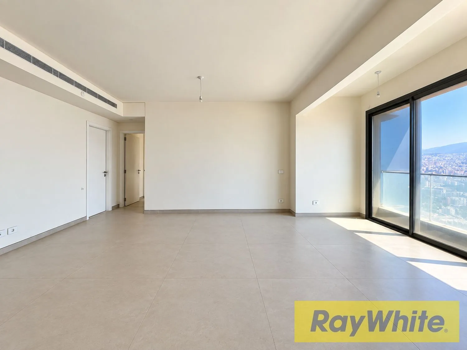 Modern 170 Sqm Simplex For Sale- Dekwaneh — photo 2