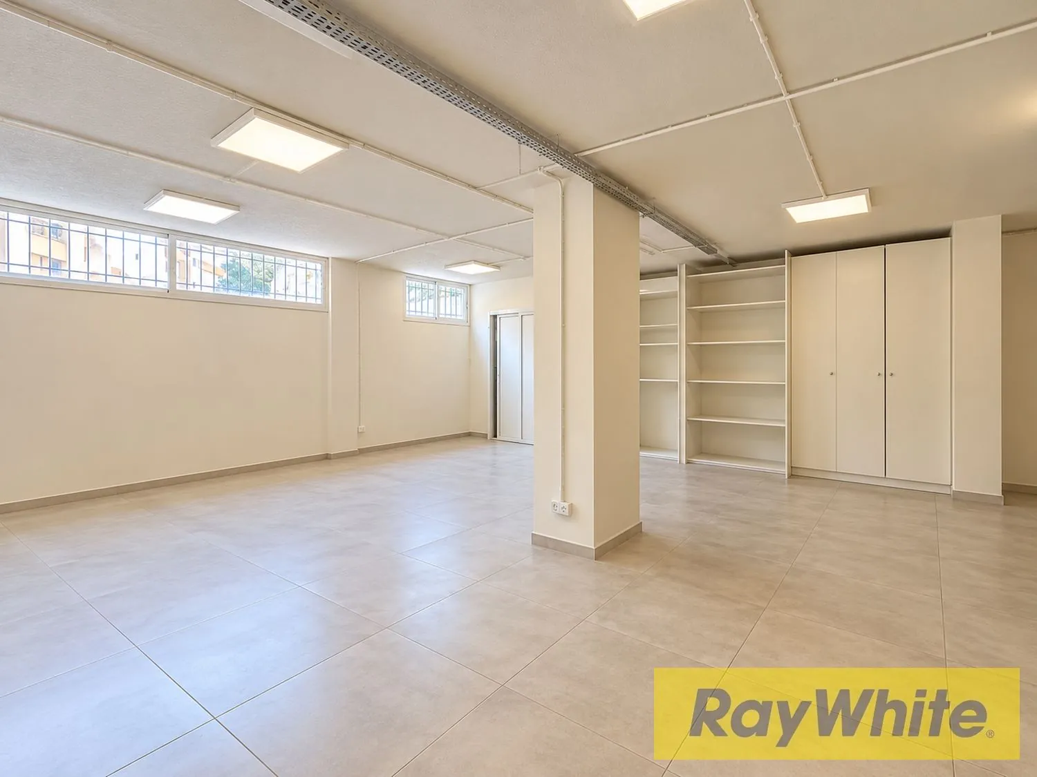 Warehouse For Sale In Horsh Tabet — photo 4