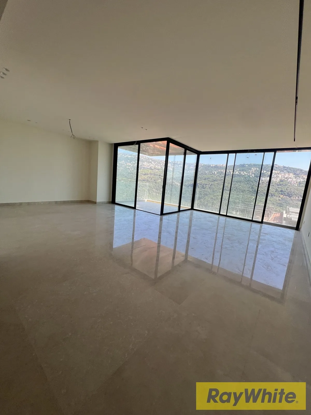 Modern 3-bedroom Apartment For Sale In Monteverde