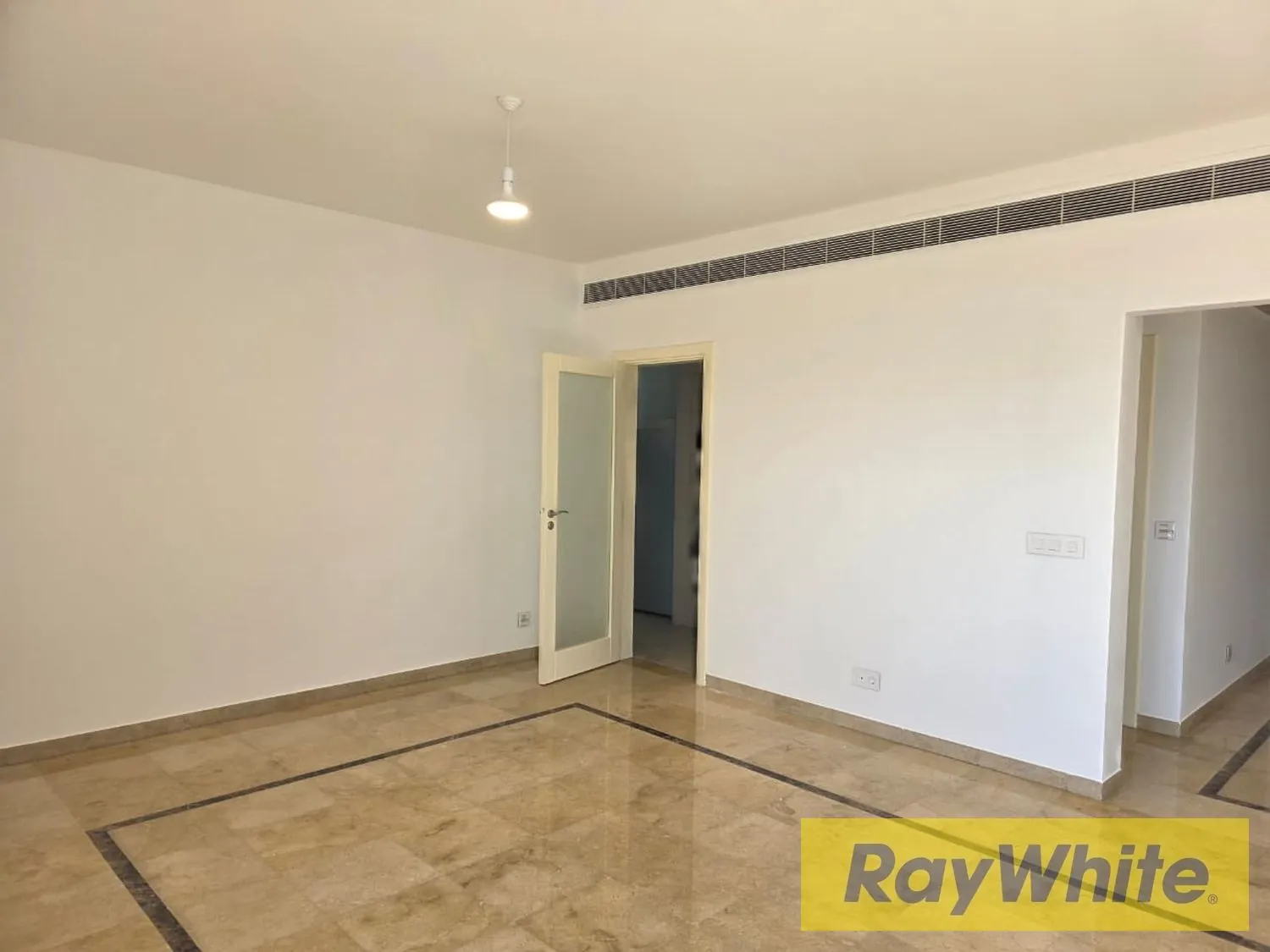 Apartment For Rent In The Heart Of Achrafieh,190 Sqm